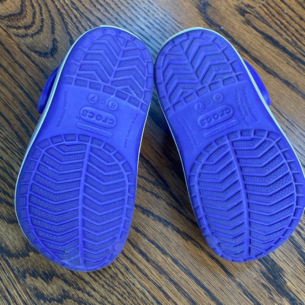Kids Crocs💜 - Picture 4 of 6